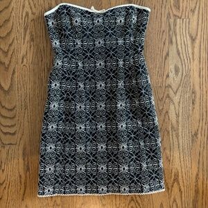 Nanette Lepore strapless dress- size 6